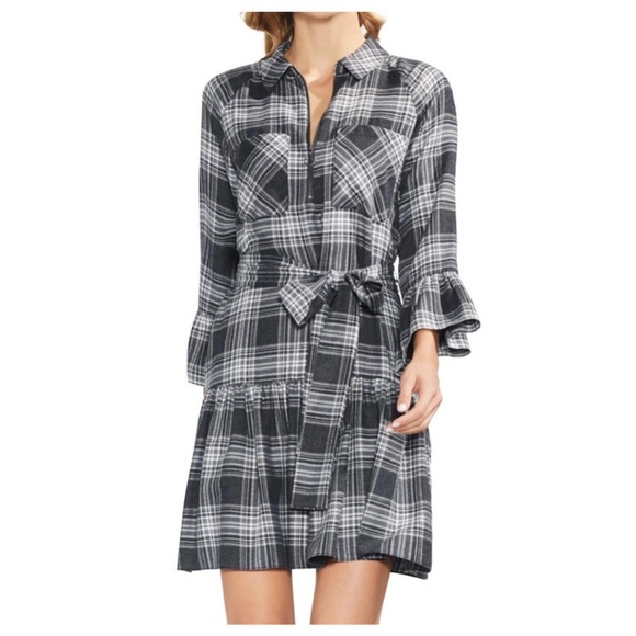 Vince Camuto Dresses & Skirts - Vince Camuto Plaid Casual Grey Dress